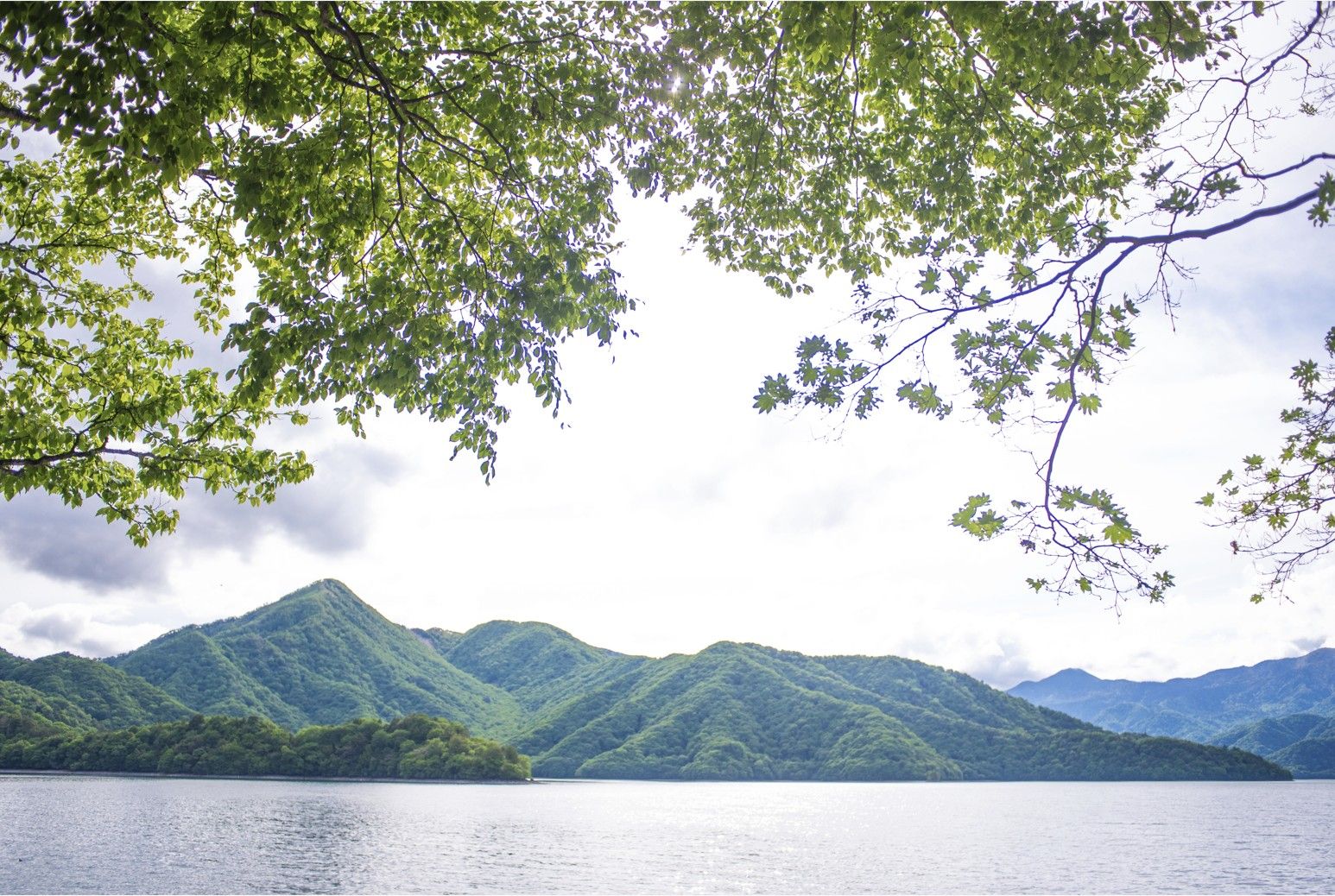 Cycling by Lake Chuzenji in Oku-Nikko